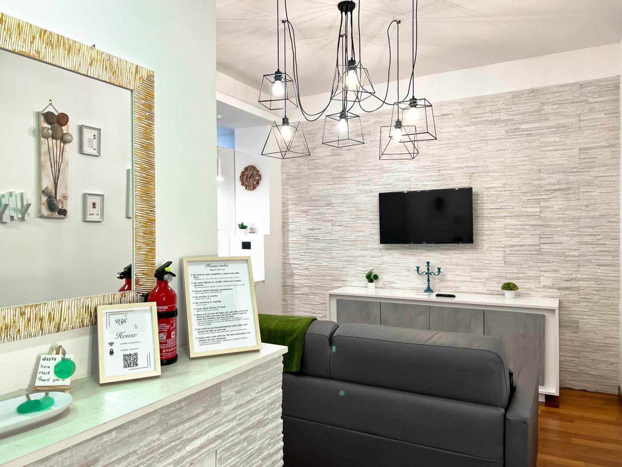 Unique House - 3 Bedrooms & 2 Bathrooms With 4 Beds - 100 Meters To The Metro A Рим Экстерьер фото